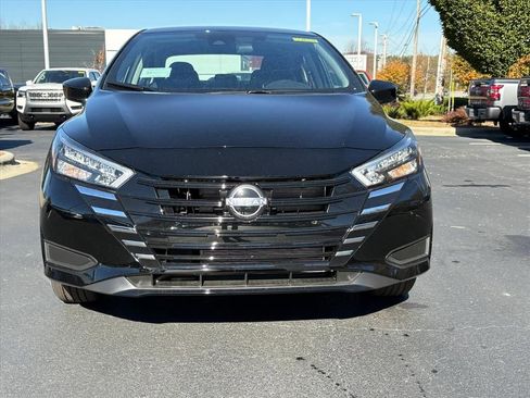New 2025 Nissan Versa SV w/ Trunk Package image 4