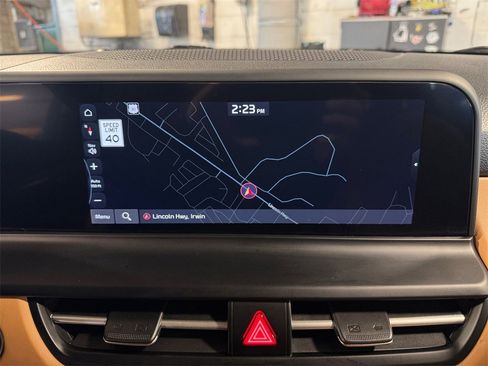 Certified 2024 Kia Seltos EX image 19