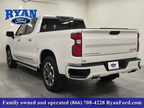 Used 2024 Chevrolet Silverado 1500 High Country w/ Technology Package image 4
