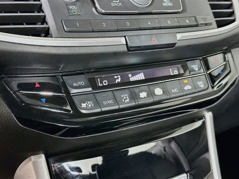 Used 2017 Honda Accord LX image 17