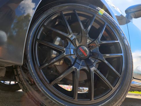 Used 2023 Toyota Corolla LE image 34