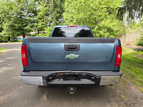 Used 2010 Chevrolet Silverado 1500 LT RWD image 4