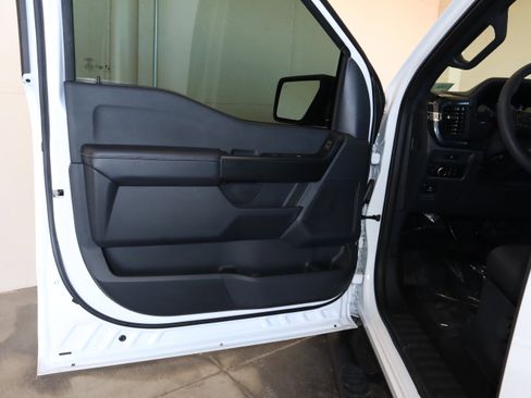 Certified 2025 Ford F150 STX image 32