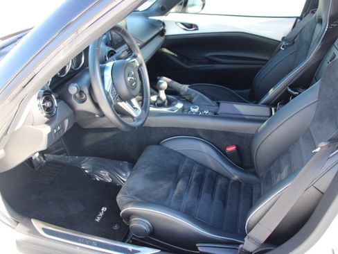 Used 2023 MAZDA MX-5 Miata Club w/ Brembo/BBS Recaro Package image 10