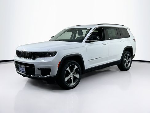 Used 2023 Jeep Grand Cherokee L Limited w/ Luxury Tech Group II image 1