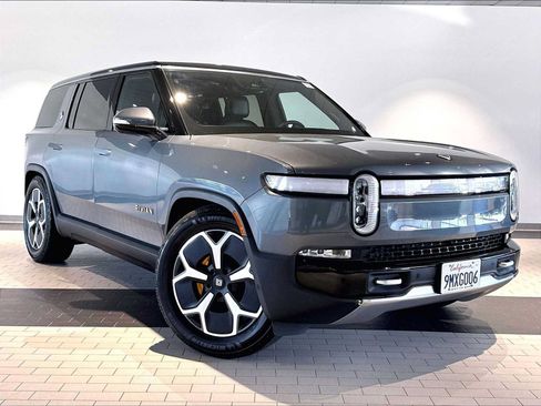 Used 2024 Rivian R1S Adventure Quad AWD/4WD image 12