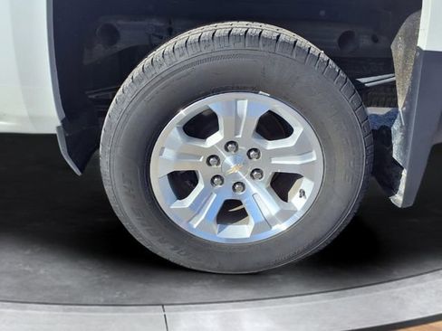 Certified 2018 Chevrolet Silverado 1500 LT w/ All Star Edition image 15