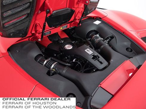 Used 2023 Ferrari F8 Tributo image 35
