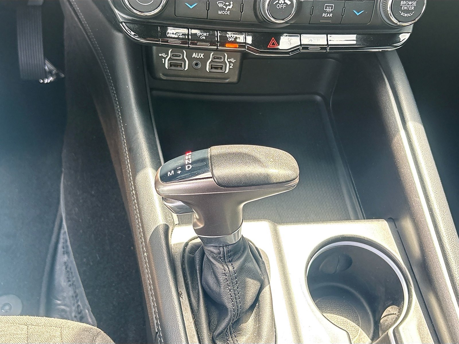 Used 2023 Dodge Durango SXT RWD image 16