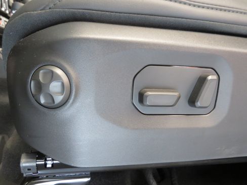 New 2025 Jeep Wrangler Unlimited Rubicon 392 image 20