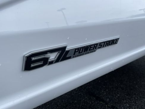 Used 2024 Ford F550 4x4 Regular Cab Super Duty image 6