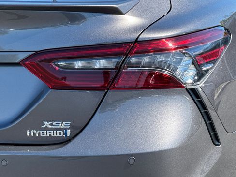 Used 2024 Toyota Camry XSE w/ Navigation Package image 12