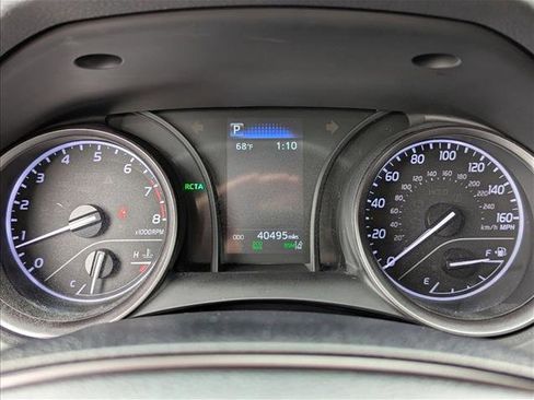 Used 2024 Toyota Camry SE w/ Convenience Package image 11