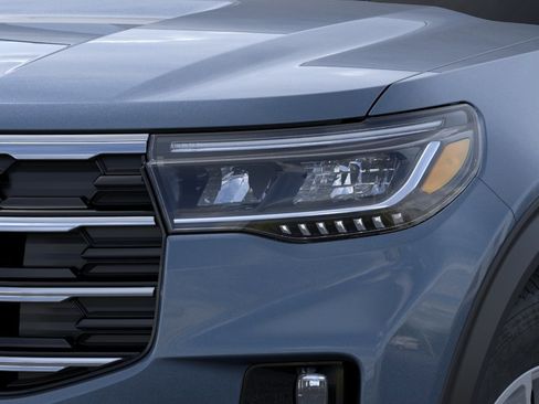 New 2025 Ford Explorer Active w/ Active Comfort Package image 18