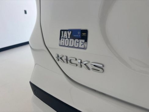 Used 2023 Nissan Kicks SV FWD image 21
