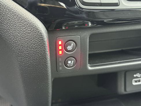 Used 2025 Honda Ridgeline Black Edition image 21