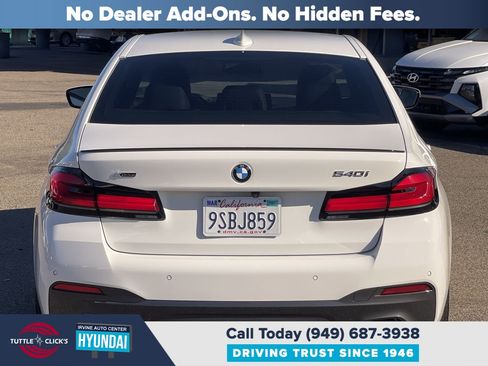 Used 2023 BMW 540i xDrive w/ M Sport Package AWD/4WD image 14