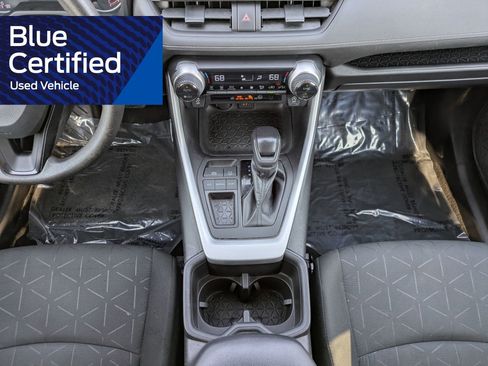 Used 2023 Toyota RAV4 XLE FWD image 22