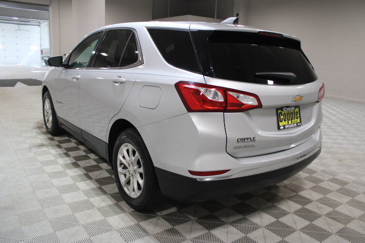 Used 2018 Chevrolet Equinox LT FWD image 9
