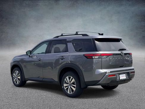 New 2026 Nissan Pathfinder SL w/ Cargo Package AWD/4WD image 4