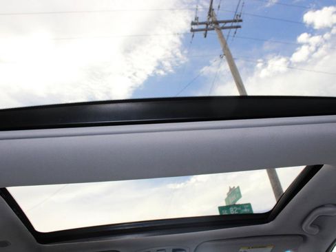 Used 2014 Hyundai Sonata Limited w/ Panoramic Sunroof Package 02 FWD image 12