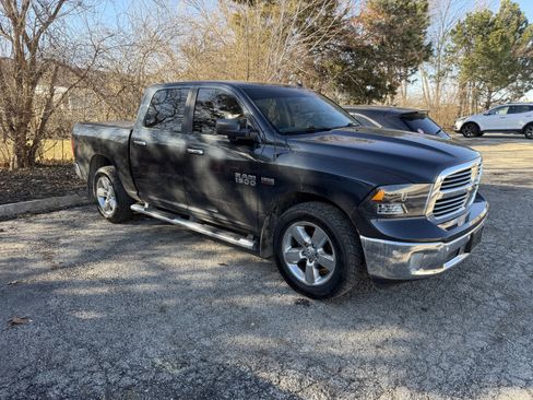 Used 2017 RAM 1500 Big Horn image 5