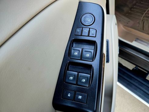 Used 2019 GMC Yukon Denali w/ Denali Ultimate Package image 33