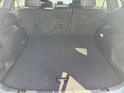 Used 2022 Ford Edge ST w/ Equipment Group 401A image 5