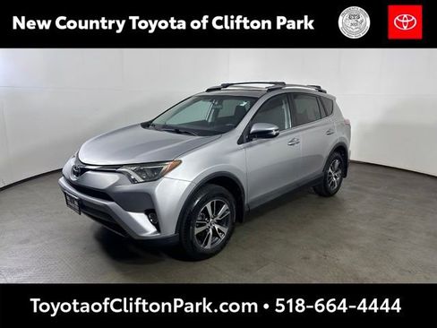 Used 2016 Toyota RAV4 XLE AWD/4WD image 7