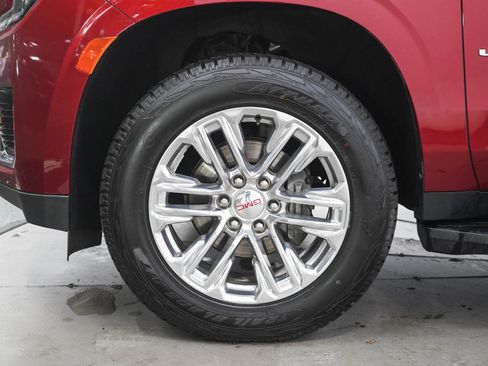 Used 2021 GMC Yukon SLE AWD/4WD image 29