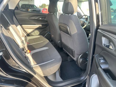 Used 2023 Chevrolet TrailBlazer LT image 22