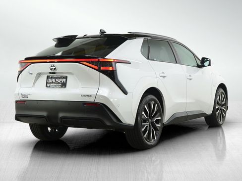 Certified 2026 Toyota bZ image 5