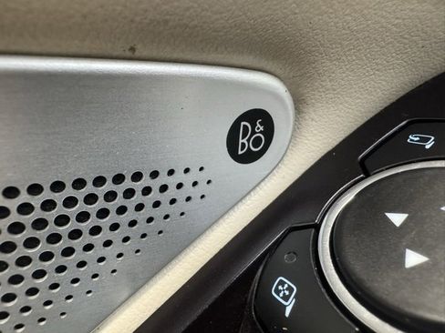 Used 2020 Ford Explorer Platinum image 13