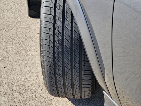 New 2026 Mercedes-Benz GLE 450 GLE 450 image 12