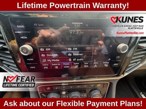 Used 2022 Volkswagen Atlas Cross Sport SEL Premium R-Line AWD/4WD image 19