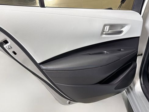 Used 2022 Toyota Corolla SE image 25