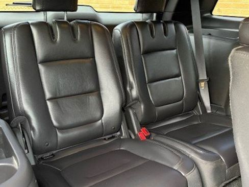 Used 2014 Ford Explorer XLT w/ Equipment Group 202A image 26