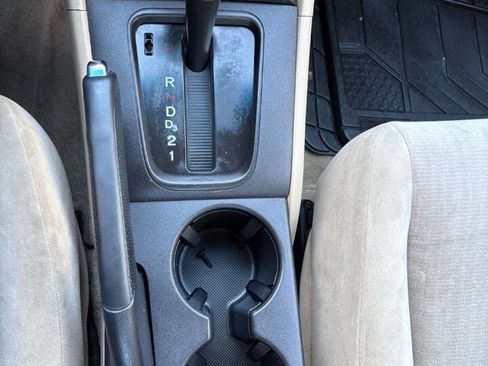 Used 2004 Honda Accord LX image 19