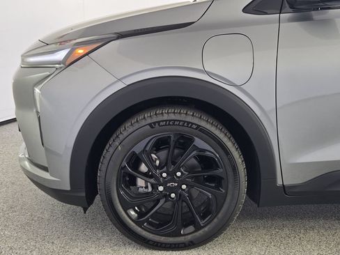 New 2027 Chevrolet Bolt RS w/ Technology Package FWD image 9