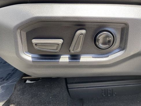 Used 2023 Toyota Tundra Limited AWD/4WD image 23