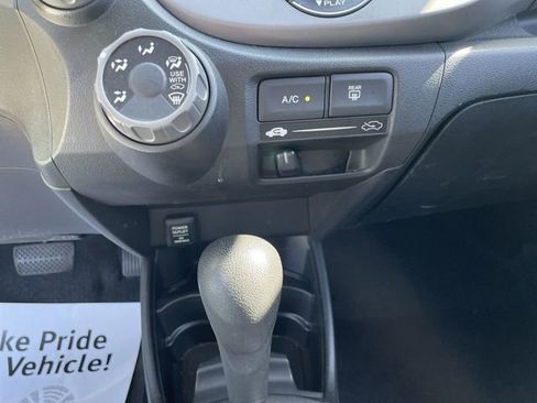 Used 2010 Honda Fit Sport image 21