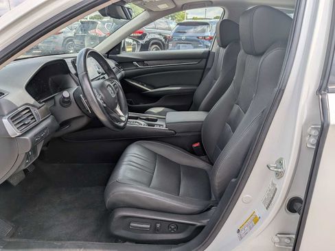 Used 2021 Honda Accord Touring image 15