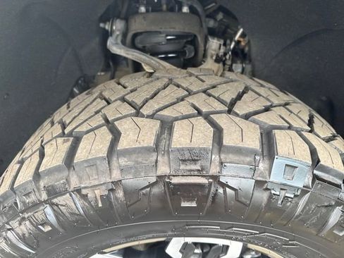 Certified 2024 Chevrolet Silverado 1500 ZR2 image 35