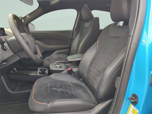 Used 2023 Ford Mustang Mach-E GT image 30