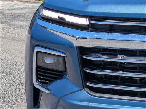 New 2026 Chevrolet Traverse LT w/ Driver Confidence Package FWD image 10