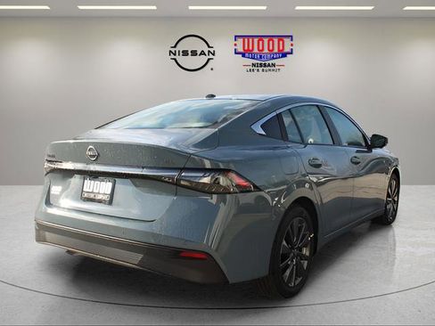 New 2026 Nissan Sentra SL FWD image 3