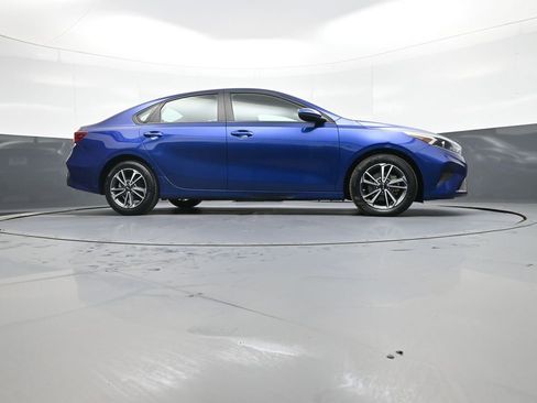 Certified 2023 Kia Forte LXS image 27