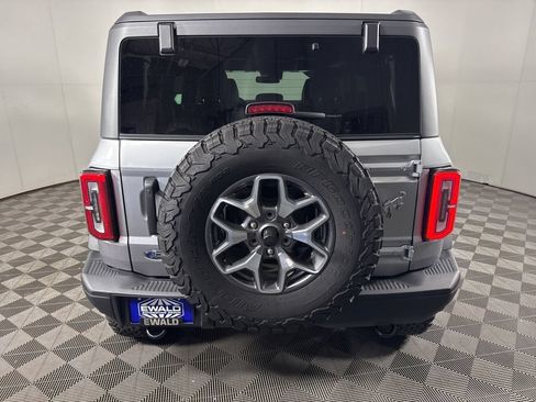 Used 2024 Ford Bronco Badlands AWD/4WD image 11