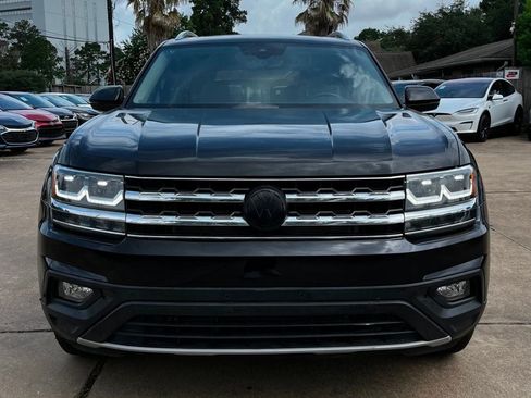 Used 2019 Volkswagen Atlas SE FWD image 2