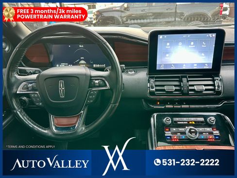 Used 2018 Lincoln Navigator Reserve w/ Technology Package image 32